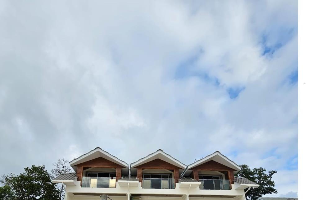 La Digue Luxury Beach & Spa Buitenkant foto
